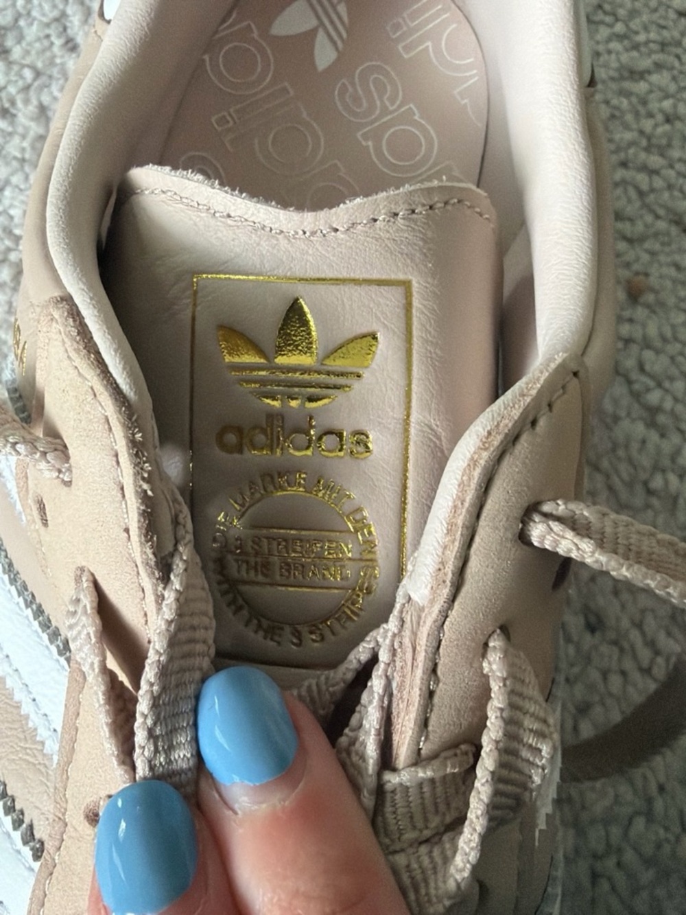 adidas OG Samba Sneakers in Beige/Nude - Picture 5 of 7